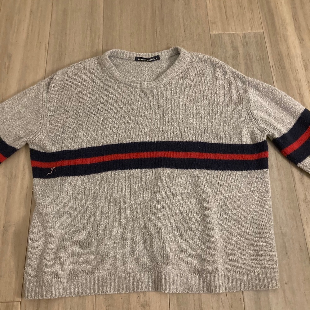 Selling this brandy sweater for 15$ size M/L